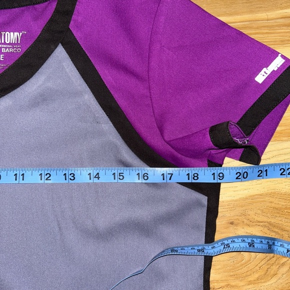 🩺 Grey's Anatomy by Barco ACTIVE Women's Purple/Black/Gray Scrub Top Sz SM - Picture 8 of 9